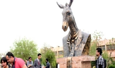 Partiya Kerên Kurdistanê peykerekî xwe li Silêmaniyê ava kir