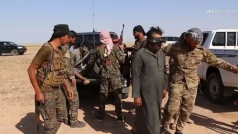 Li Dêra Zorê 19 çekdarên DAIŞê ji aliyê HSDê ve hatin girtin