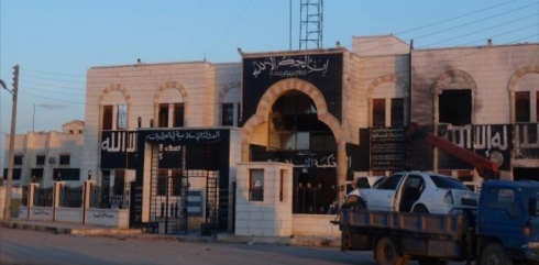 Hêzekî mezin a DAIŞê cûdabuna xwe ragehandin