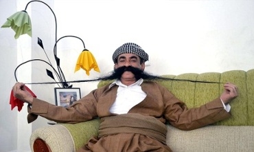 Mam Husên dixwaze bi simêlê xwe bikeve pirtûka Guinessê