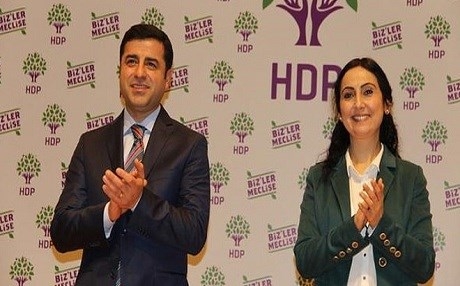 HDP li 8 bajaran mîtîngan lidar dixe