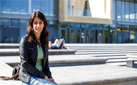 Keça kurda Êzidî dibe firokevan