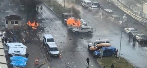 TAKê êrişa Îzmirê li xwe girt