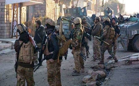 ŞERÊ MÛSIL – Çekdarên DAIŞê bi birsî li kolanan mane