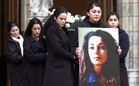 Kuştina jinekê kurd jinên Swêdê şiyar kir