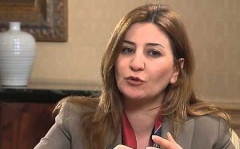 Parlamentera êzîdî Viyan Dexîl: Parlamentereka şîe ji min re got “tu kafir î!!”