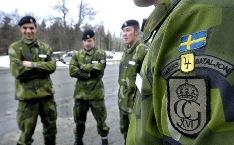 Bi sedan ciwanên kurd dibin leşkerê Swêdê