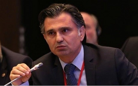 Parlamenterê HDP bo Yildirim: Barzanî 6 zimanan dizane, ya tu?