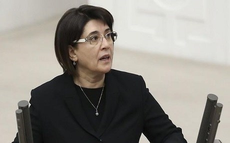 Derbarê Leyla Zana de biryara dawîn tê dayîn
