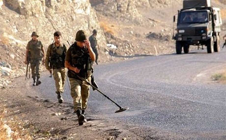 Li gundê Roboskiyê teqînek çêbû: Leşkerekî tirk hat kuştin