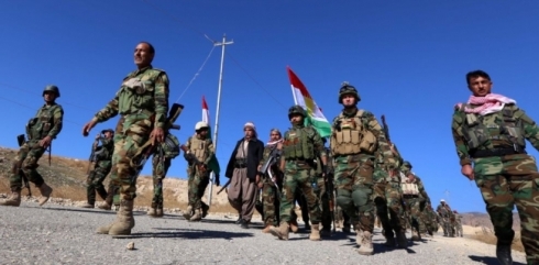 Kongireya Parîs şehnaziyê bi qurbaniyên Pêşmerge û hêzên din dike