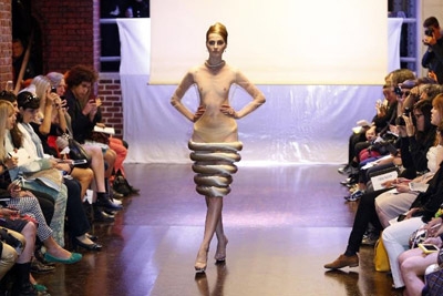 Beehive hair, Mad Men skirts kick off Paris fashion week