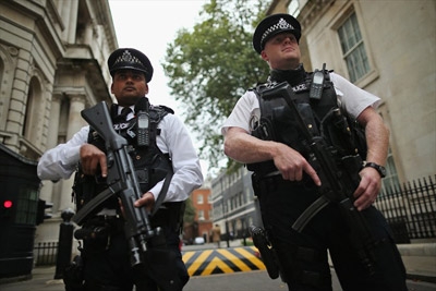 UK Counterterror Police Arrest 9 Men in London