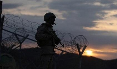 Li ser sînorê Îran û Iraqê 2 efserên Îranî hatin kuştin