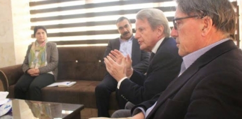 Du diplomatkarê bilind ên Amerîkî û Fransî serdana Kurdistana rojava kirin