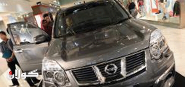 Nissan recalls 910,000 cars over accelerator glitch