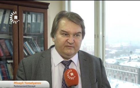 Parlamenterê Rûs: Li Rojava şer li dijî kurdan dest pê nake