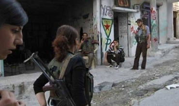 Li Helebê şerê YPG û artêşa Sûriyê didome