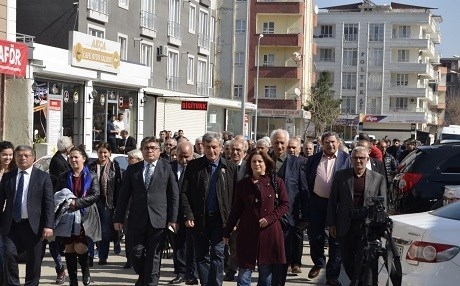 Tifaqa Welatperwer û Demokrat li Êlihê ofîsa xwe vekir