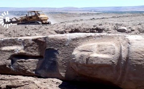 Asewarên dîrokî yên Efrînê bi awayekê plankirî tên jinavbirin