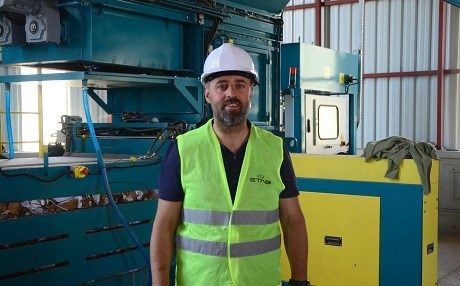 Li Bedlîsê kesek ji sergo têra 3 hezar malan eletirîkê peyda dike