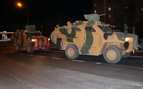 Artêşa Tirkiyê hêz şand ser sînorê Rojavayê Kurdistanê