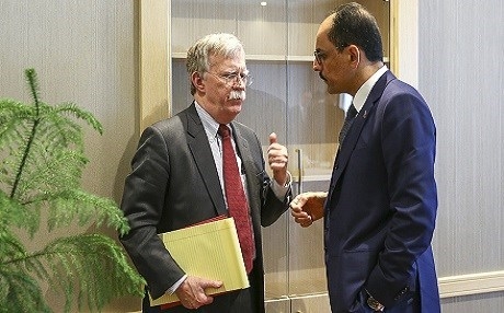 Bolton û Kalin rêkeftina ‘Navçeya Aram’ gotûbêj kirin