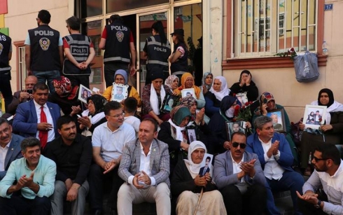 Malbatên di çalakiyê de derbarê HDPê de doz vekirin