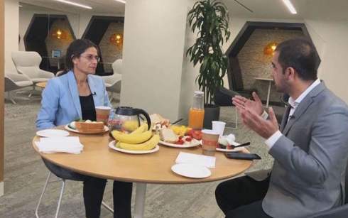 Îlham Ehmed: Dixwazin xelkên ne ji herêmê bînin rojhilatê Firatê