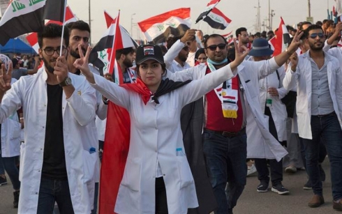 Ayetullah Sîstanî piştgirî da xwepêşandanên li Iraqê