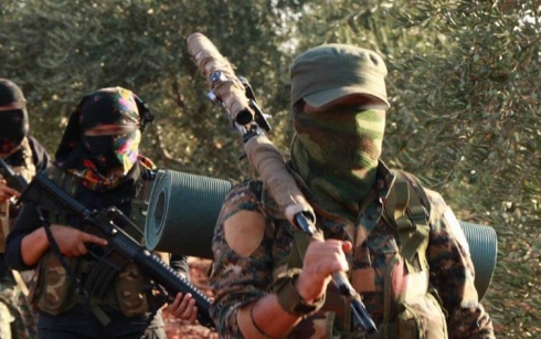 HREyê li Efrîn û Ezazê êrîşî çekdarên ser bi Tirkiyê ve kir