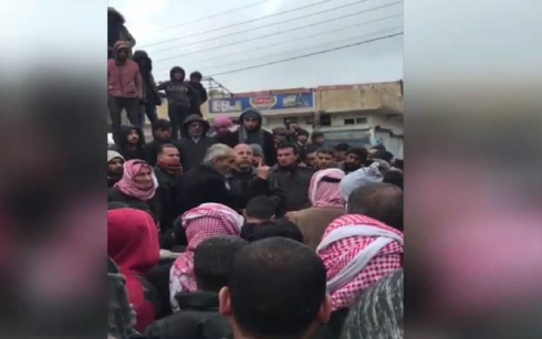 Li Girê Spî xwepêşandan li dijî grûpên çekdar birêve çû