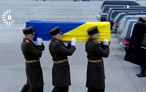 Îran termên qurbaniyên firokeya Ukraynî radestî welatên wan dike