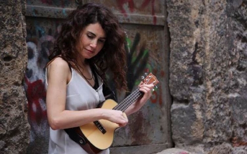 Rewşan Çelîker: Dixwazim li Kurdistanê konsertan saz bikim