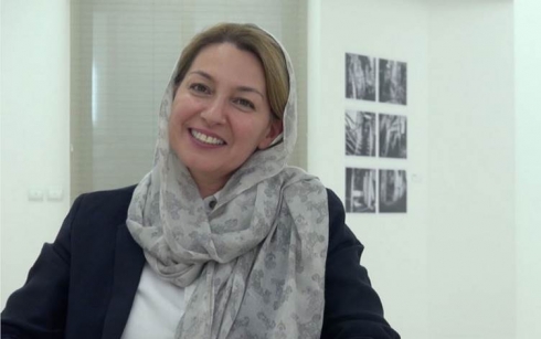 Jineke Kurd li Fransayê xelata ‘Şovalye’yê wergirt