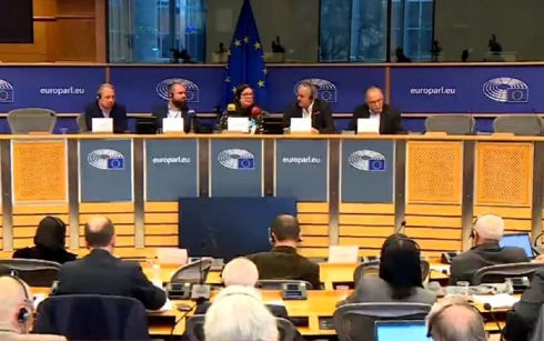 Parlamenterên Ewropî daxwaza piştgiriyê ji bo Kurdan dikin