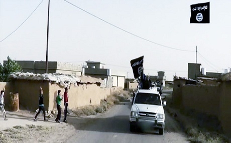 Çekdarên DAÎŞê dest danîn ser 2 taxên Mûsilê û rêyên bajêr