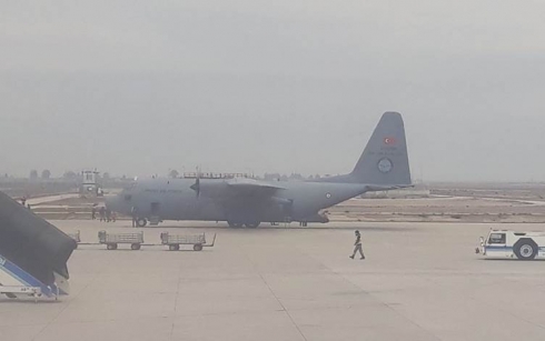 Tirkiyê 400 komando ji Geverê bo sînorê Idlibê veguhest