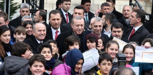 Erdoğan daxwaza hevdîtinê li Leyla Zana kir