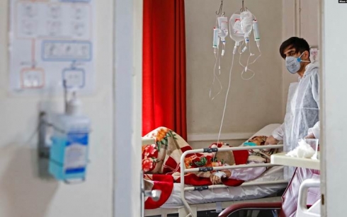 Pisporên Îranî: Dibe ku li welat 3 milyon kes ji ber koronayê bimirin