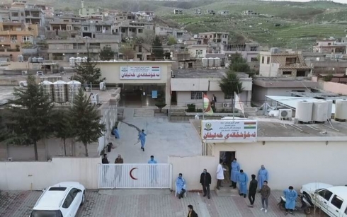 Bi hezaran kes li bajarokê Xelîfanê hatin kerentînekirin