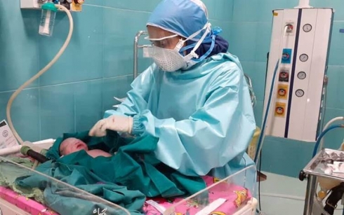 Li Urmiyê zarokeke tûşbûyê koronayê ji dayik bû