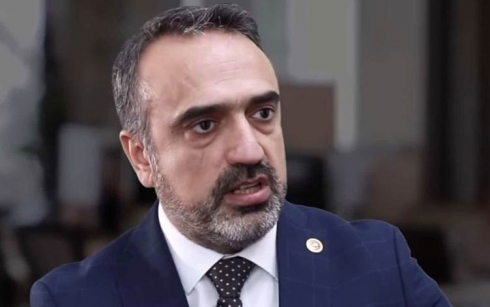 Berpirsekî Kurd ê partiya Davutoglu û malbata wî bi koronayê ketin