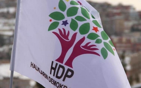 Berpirsekî HDPê yê berê bi koronayê canê xwe ji dest da