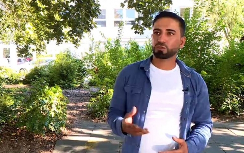 Kurdekî Rojavayê Kurdistanê bûye qehramanê Almanyayê