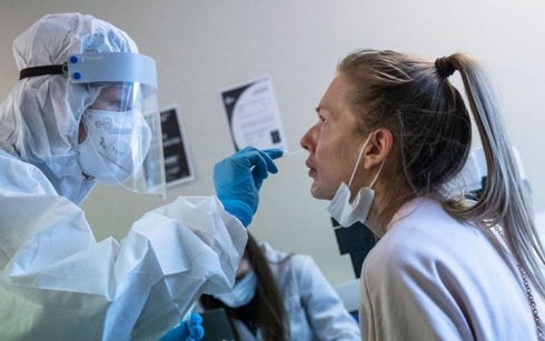 Li seranserê cîhanê hejmara haletên Covid-19ê ji 25 milyonî derbas bû