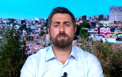 Berdevkê HEZKURDê: Nabe Tirkî li ser hereketeke Kurdî bê ferzkirin