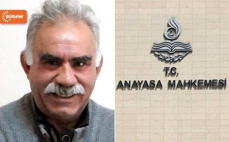 AYM piştgiriya pirtûkên Ocalan dike