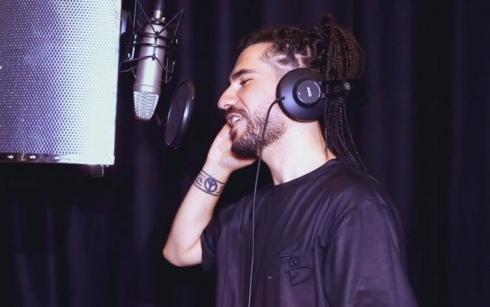 Rapbêjê Kurd Xem çend staylên cuda tevlî rapê dike