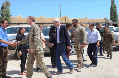 Şandek Amerîkî seredana Kobanê kir